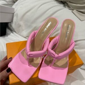 Pink Women's thong heele Sandals